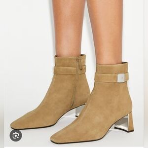 Size 10 Tory Burch Camel Suede Ankle Boots with Metallic Block Heel Retail 500$